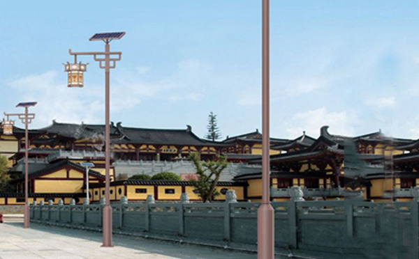 抗风型崇信太阳能路灯：保障稳定照明不受风害