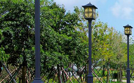 太阳能崇信庭院灯价格为何差三倍?关键看这几点 太阳能崇信庭院灯价格为何差三倍?关键看这几点